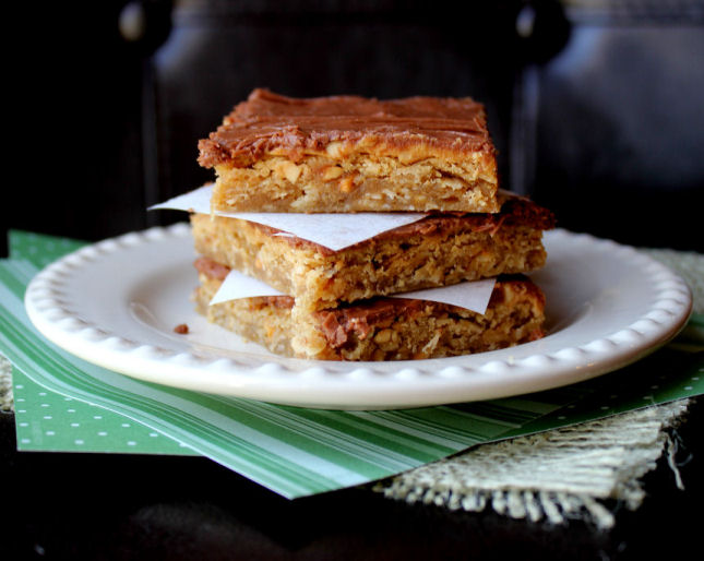 Lunch Lady Oatmeal Peanut Butter Bars