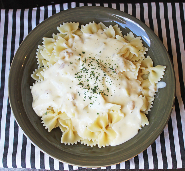 Creamy Italian Bowtie Noodles from Jamie Cooks It Up!